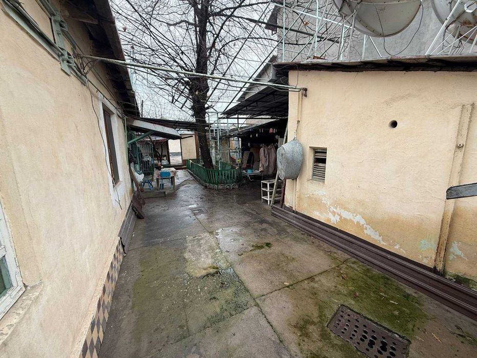 Продаю свой дом с участком 2,2 сотки. Метро Дустлик