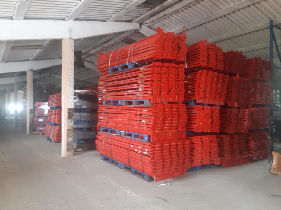 Lichidare de stoc la rafturi metalice profesionale la super preț