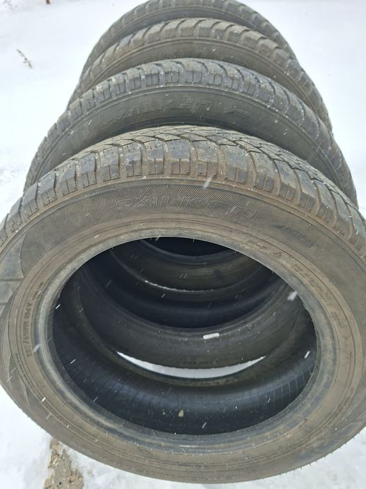 Продам шины. 225/60/18 фалькер