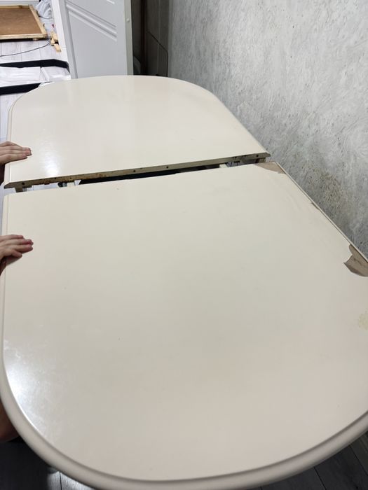 Продается раздвижной стол