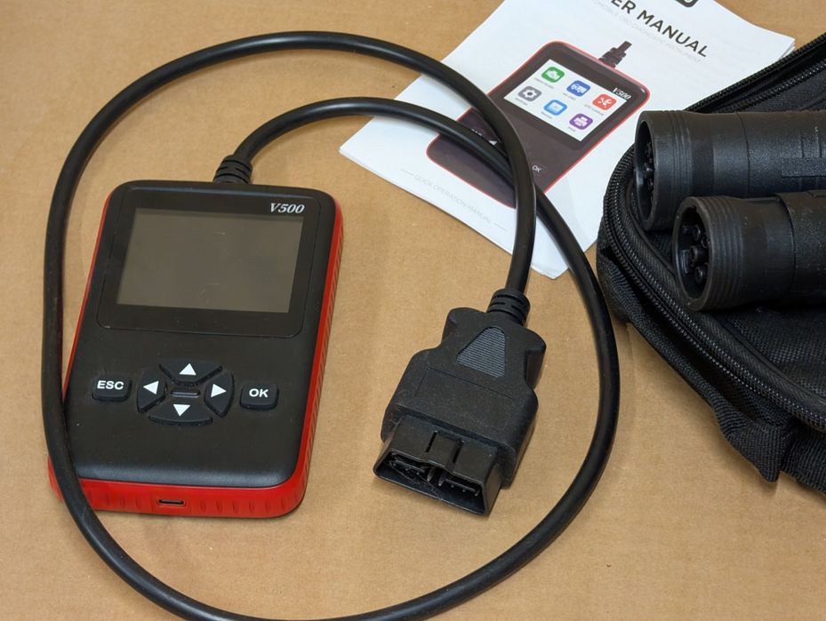 OBDII двуфункционален V500 за Автомобили и Камиони