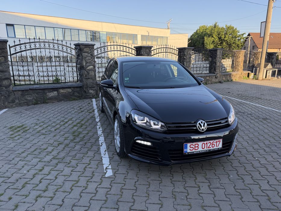 Volkswagen Golf VI