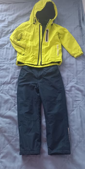 Продам костюм детский демисезонный