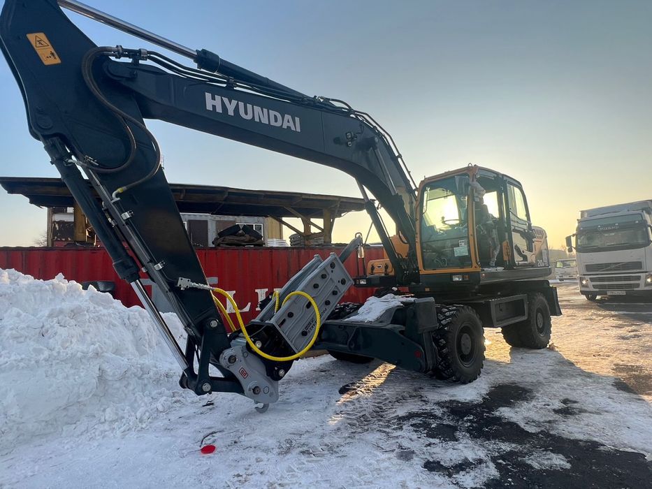 Колесный эсковатор