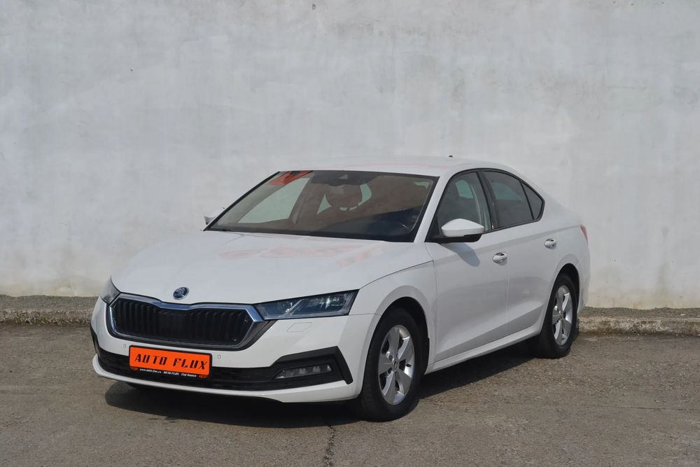 Skoda Octavia Skoda Octavia 2.0 TDI 150 DSG,Faruri Matrix-LED,Garantie 3 ANI,TVA Ded