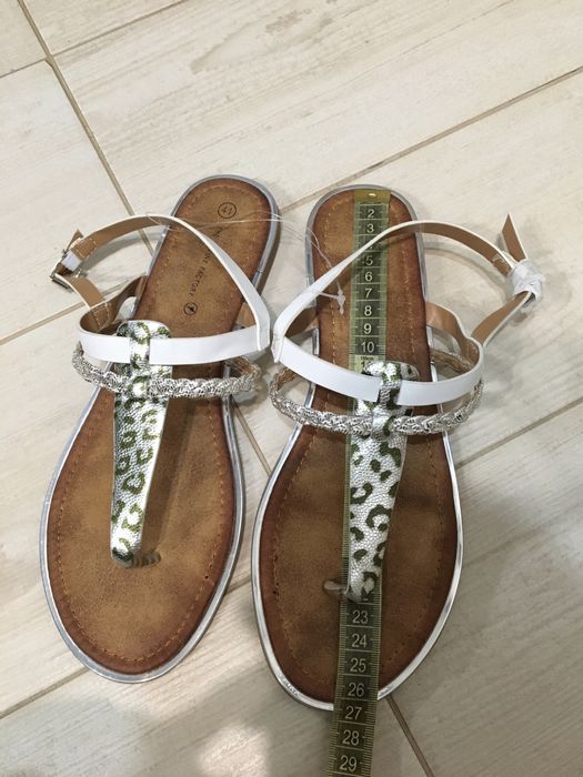 Sandale plate The Divine Factory