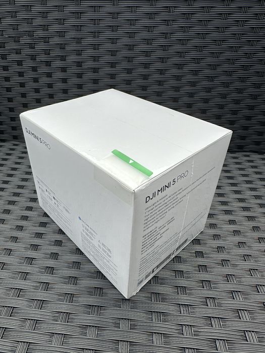 Чисто Нов дрон DJI Mini 5 Pro