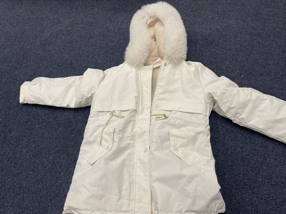 Ақ түсті қыстық Куртка