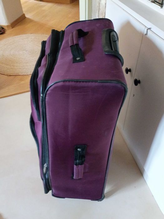 Голям Куфар, Лилав Добро Качество Large purple Suitcase Luggage Expandable Violet soft мек