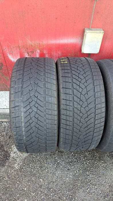 Зимни гуми 285 40 21 Goodyear 4бр