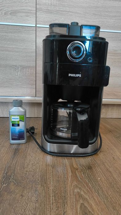 Cafetiera Philips Grind & Brew HD7769/00