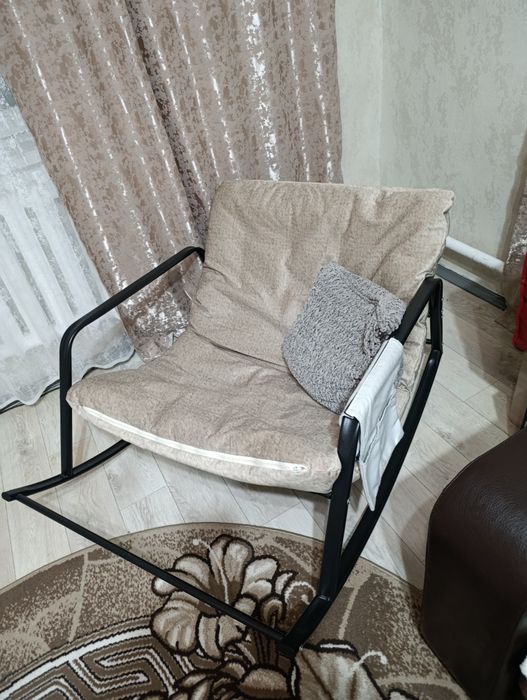 Продам креслокачалку