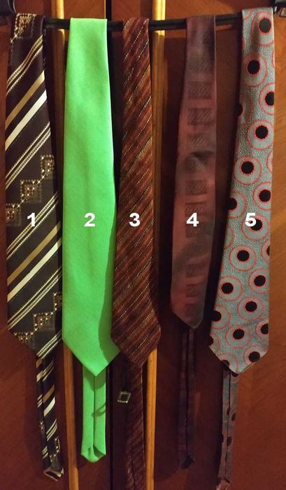 Cravate bărbătești, diverse  culori, materiale și modele, București