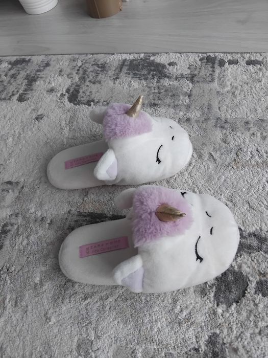 Papuci Unicorn de casa Zara,nr 30-31