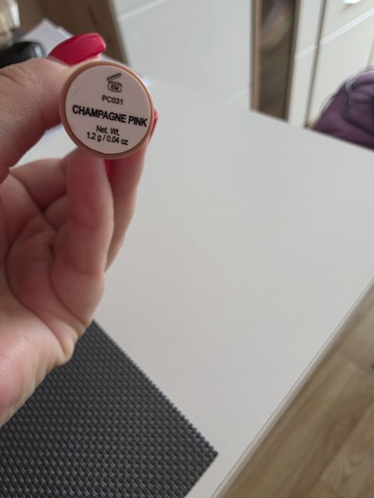 Стик сенки NL Beauty нови