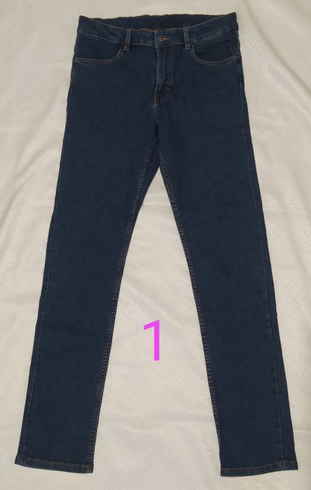 Продам джинсы детские