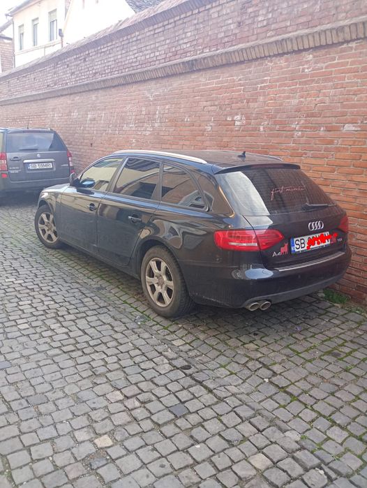 Vând Audi A4 b8 2012