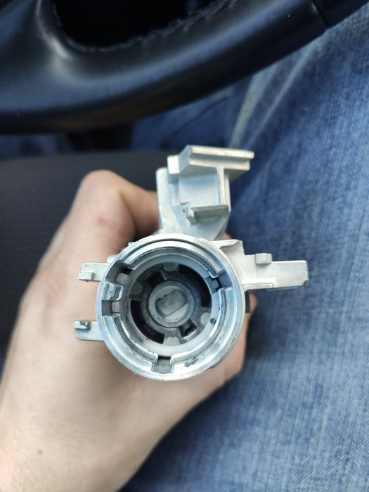 Reparatii Contacte/Deblocari contacte golf,wolksvagen,skoda,audi...Rep