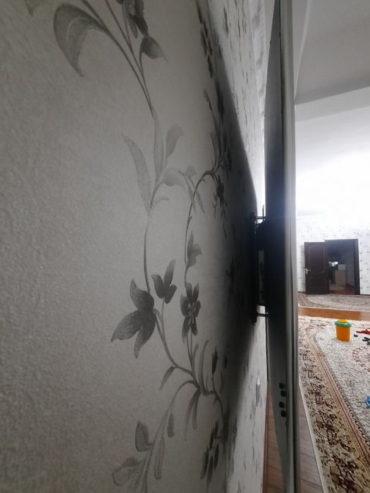 Продам телевизор самсунг !