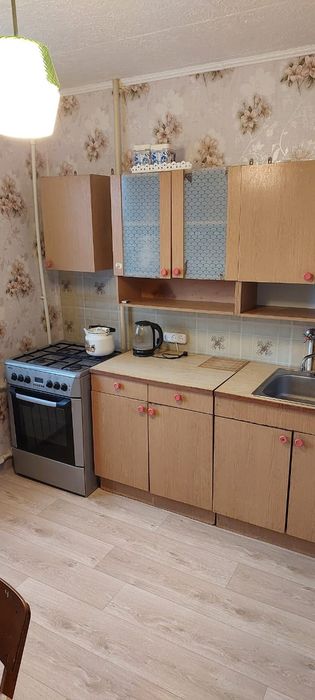 Продам 1 ком квартиру ул пл.