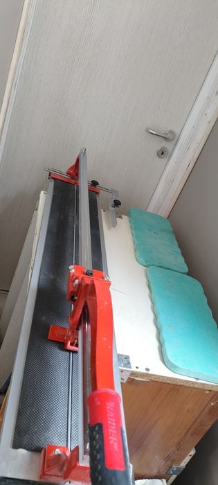 Професионална машина за плочки RAIDER RD-TC18