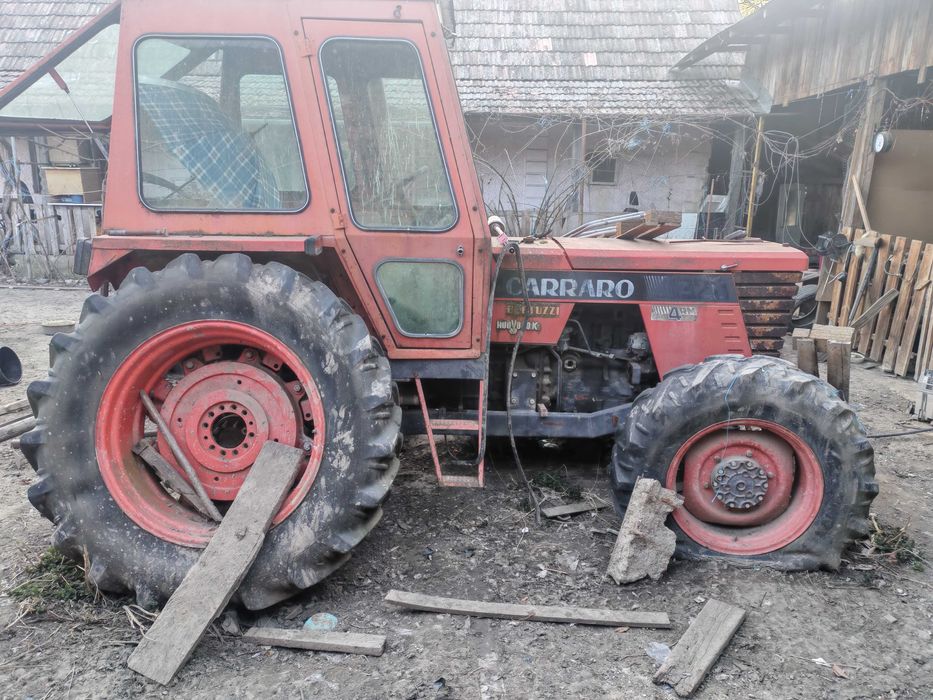 Tractor Carraro