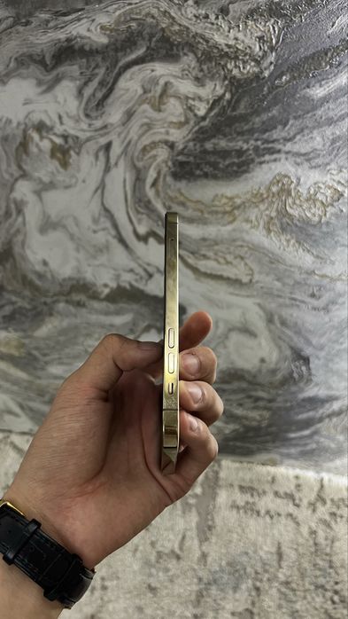 Iphone 12 pro sotiladi