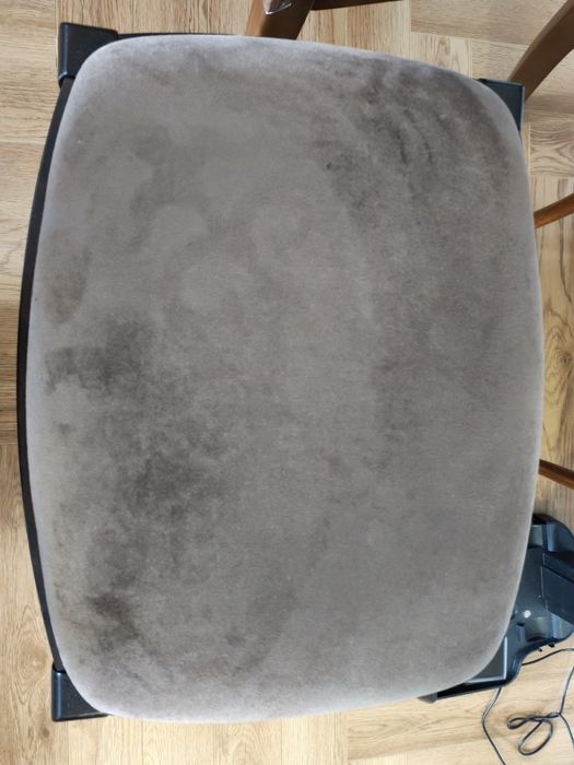 Пуфик в хорошем состоянии