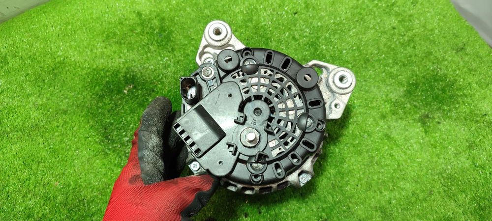 ALTERNATOR SKODA OCTAVIA 3 (5E) FACELIFT 2.0 TDI 2017 / 2017–2020 / COD OEM 04L903021L / 118996 / 140 A 14V (5A2)