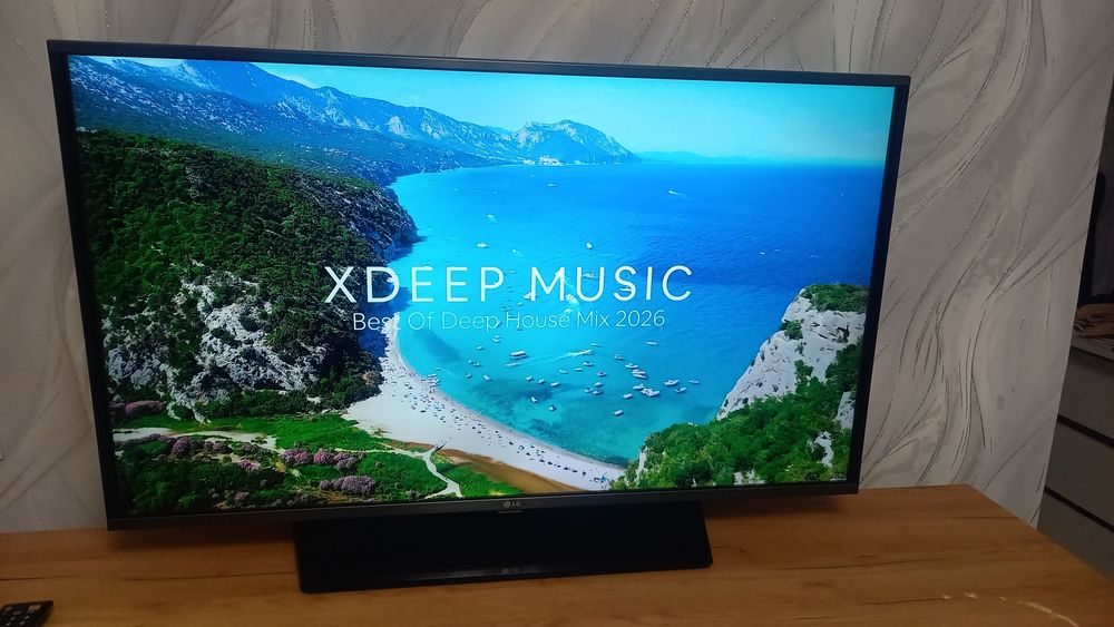 Смарт телевизор  срочно