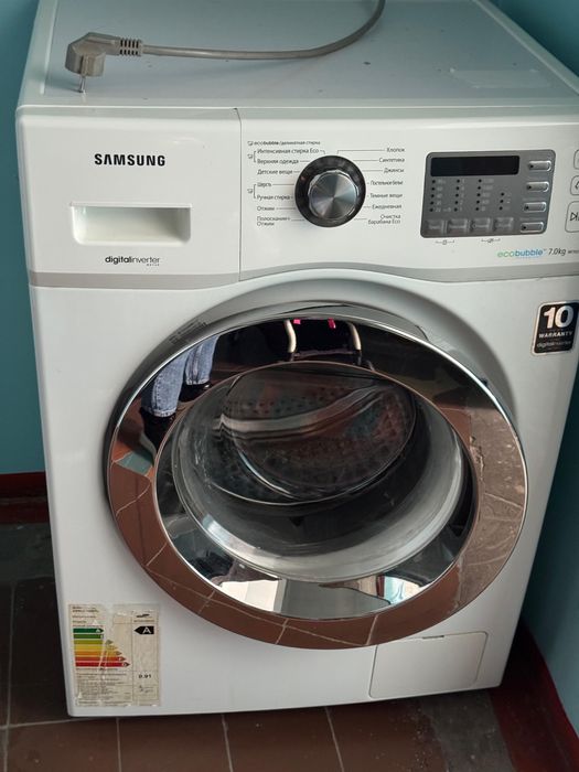Продам стиральную машинку