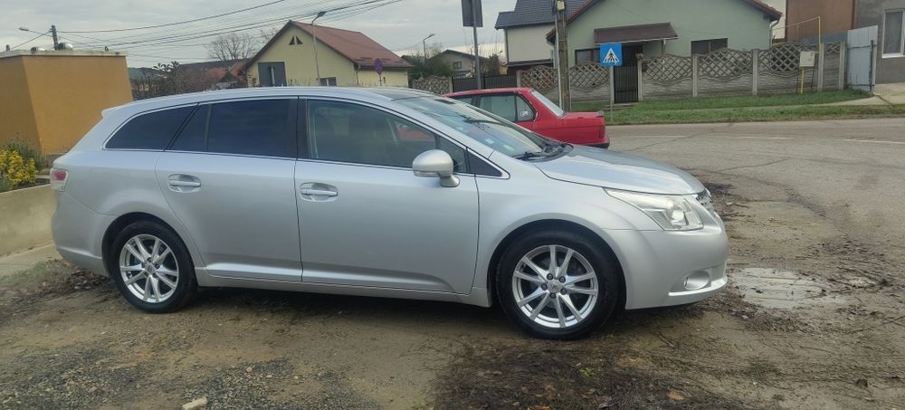 Toyota avensis 2.0 diesel