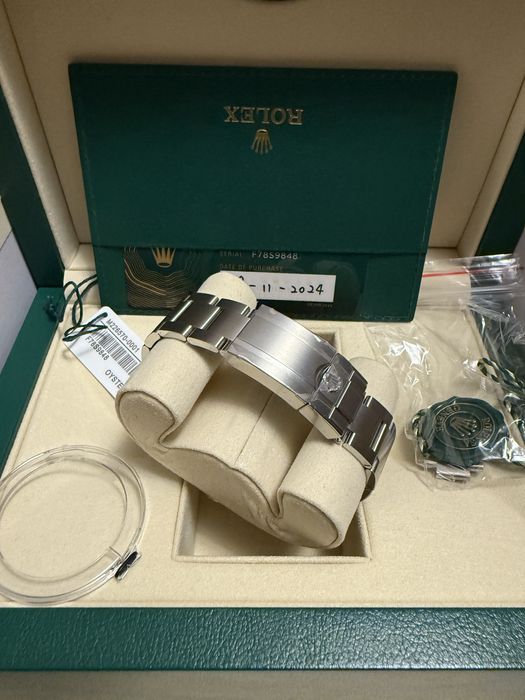 Ceas Rolex Explorer II 42 Nou Nepurtat 2024.11 Full Set