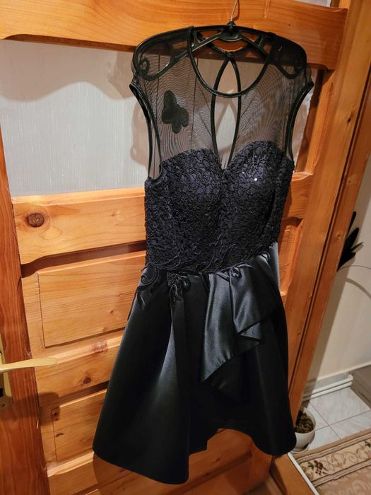 Rochie neagra  m