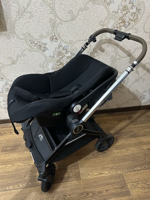 Продается коляска Kidilo 3в1 в отличном состоянии