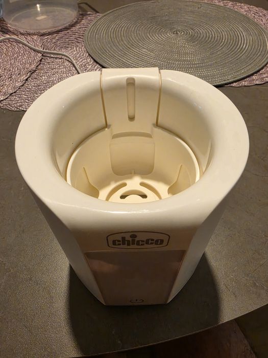 Incalzitor sterilizator biberoane Chicco digital