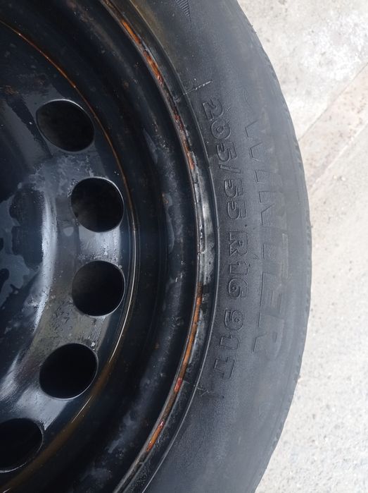 Vând doua jante pentru Ford focus tabla