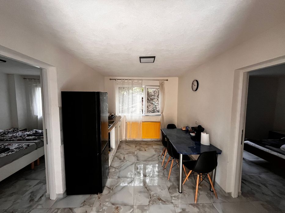 Casa cu 6 apartamente