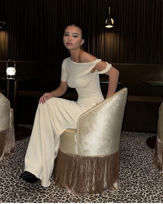 Женская одежда.  Распродажа