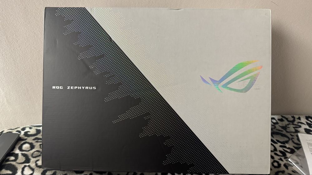 Продам ноутбук Asus Rog Zephyrus