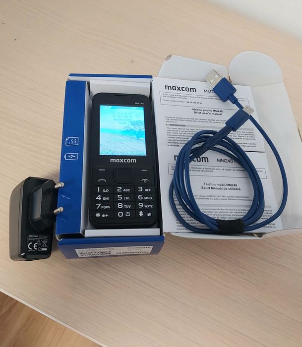 Telefon mobil cu butoane MAXCOM MM248 + incarcator + cablu + cutie + prospect ro si engl