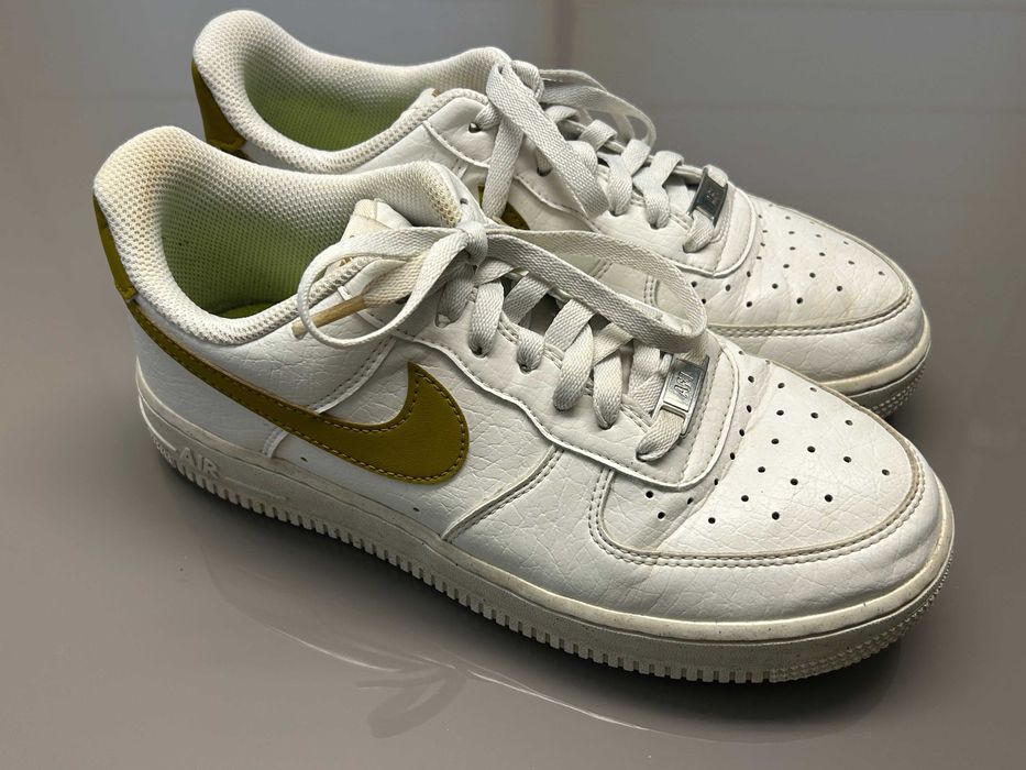 Маратонки Nike Air Force 1, номер 38