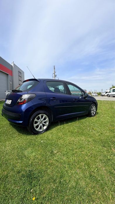 Peugeot 207 2009 Manual