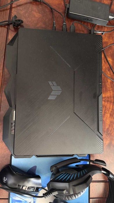 Продам игровой ноутбук ASUS