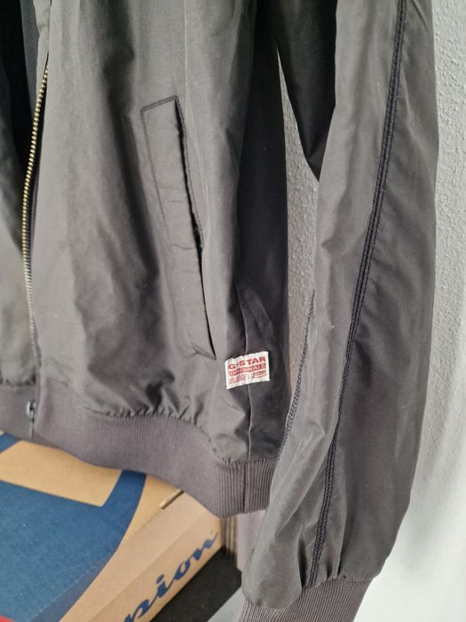 Vând geaca G-Star RAW