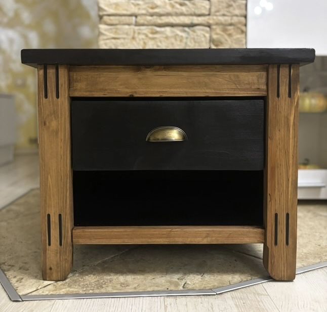 Реновирано ретро нощно шкафче от дърво