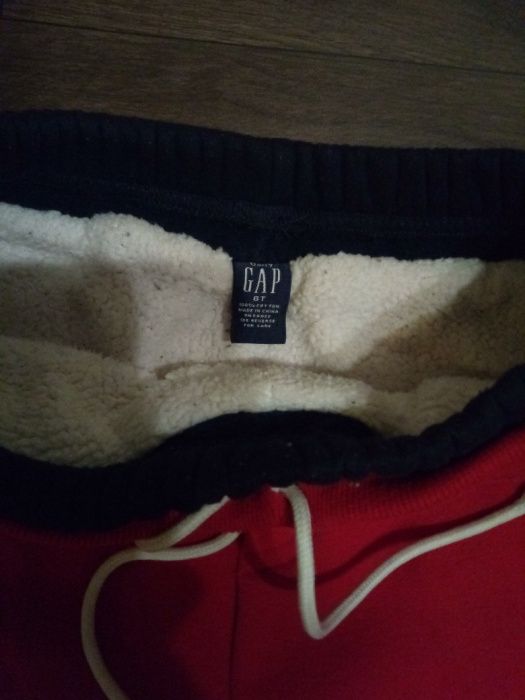 Костюм GAP продается
