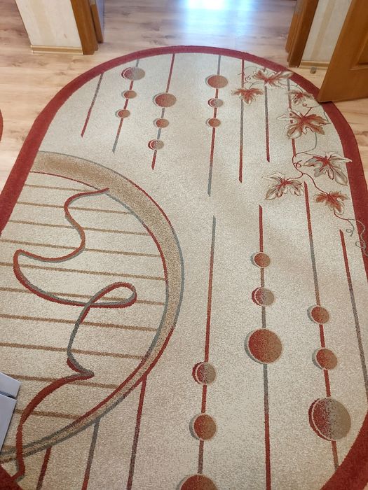 Продам два ковра