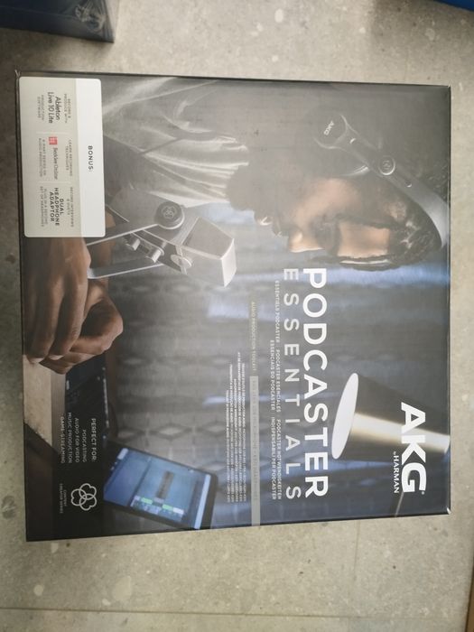 Kit Sigilat Casti+Microfon, AKG Podcaster Essentials, Streaming