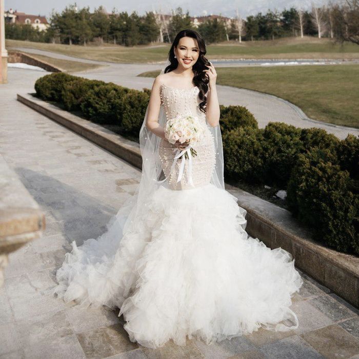 Свадебное платье Naiyl